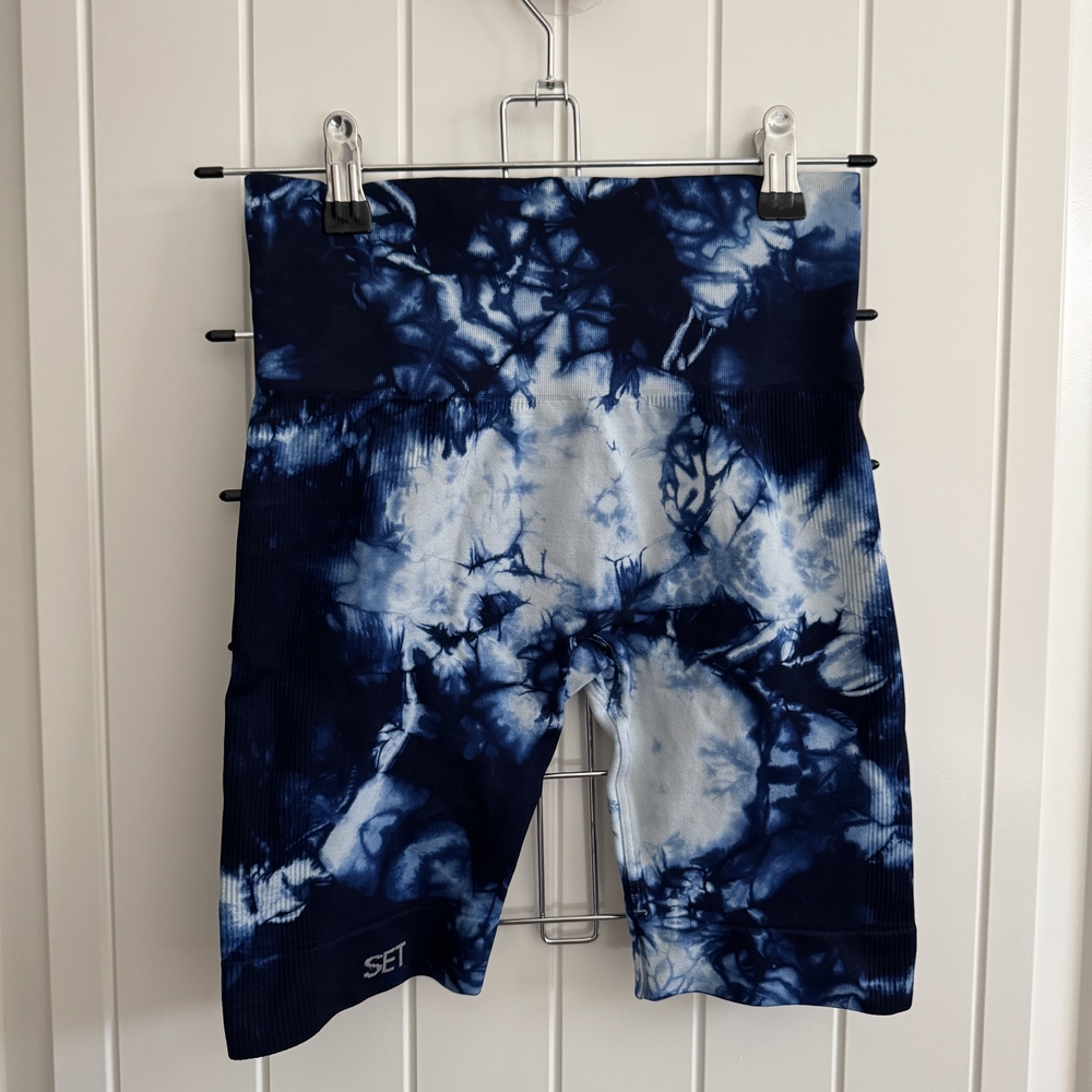 SET Active Blue Tie-Dye Athletic Shorts - Picture 2 of 4